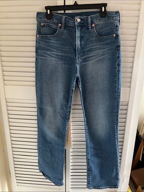 ⭐️GAP Kick fit high rise 31 tall jeans⭐️